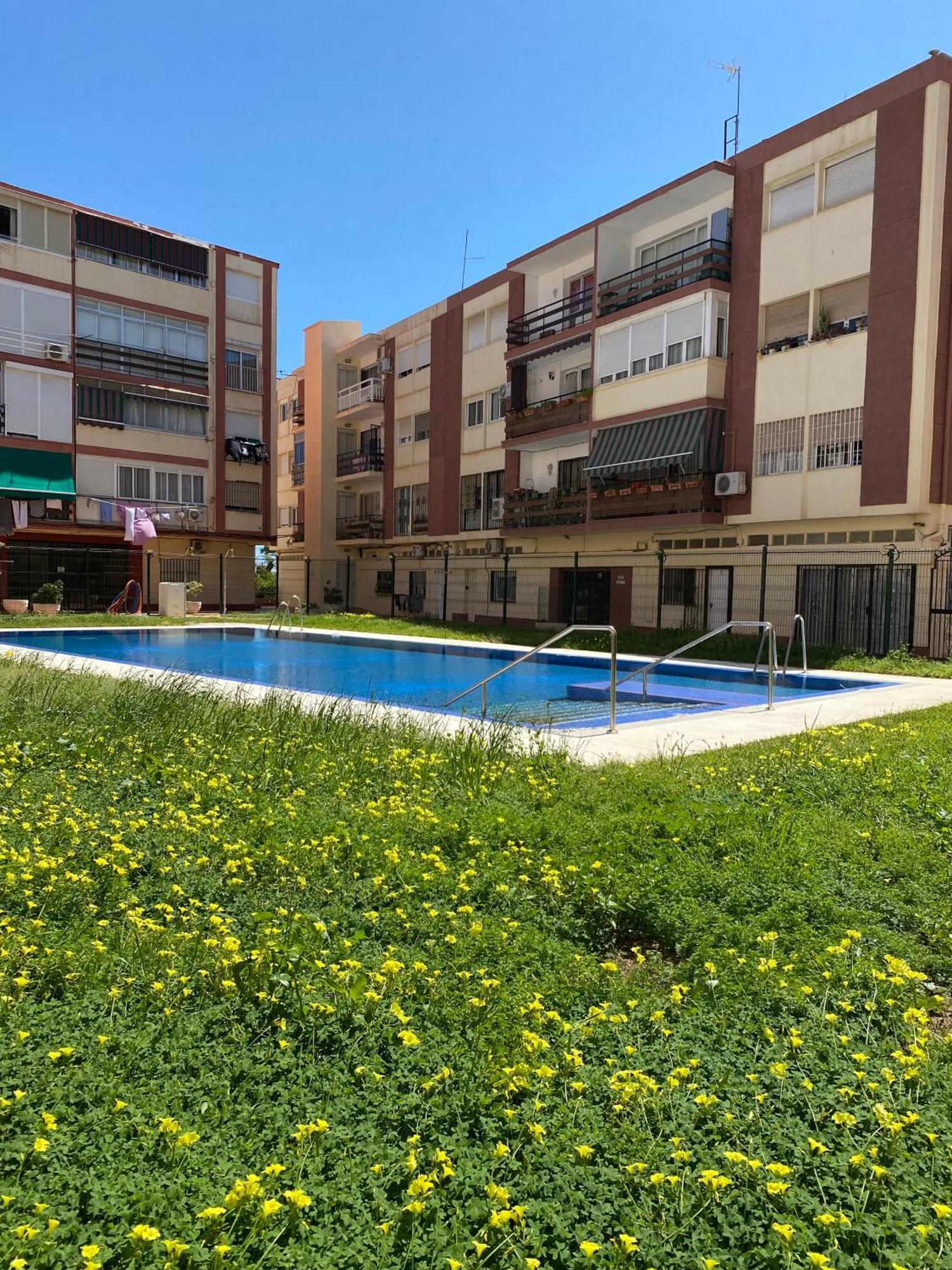 Precioso Apartamento Con Piscina Торемолинос Екстериор снимка