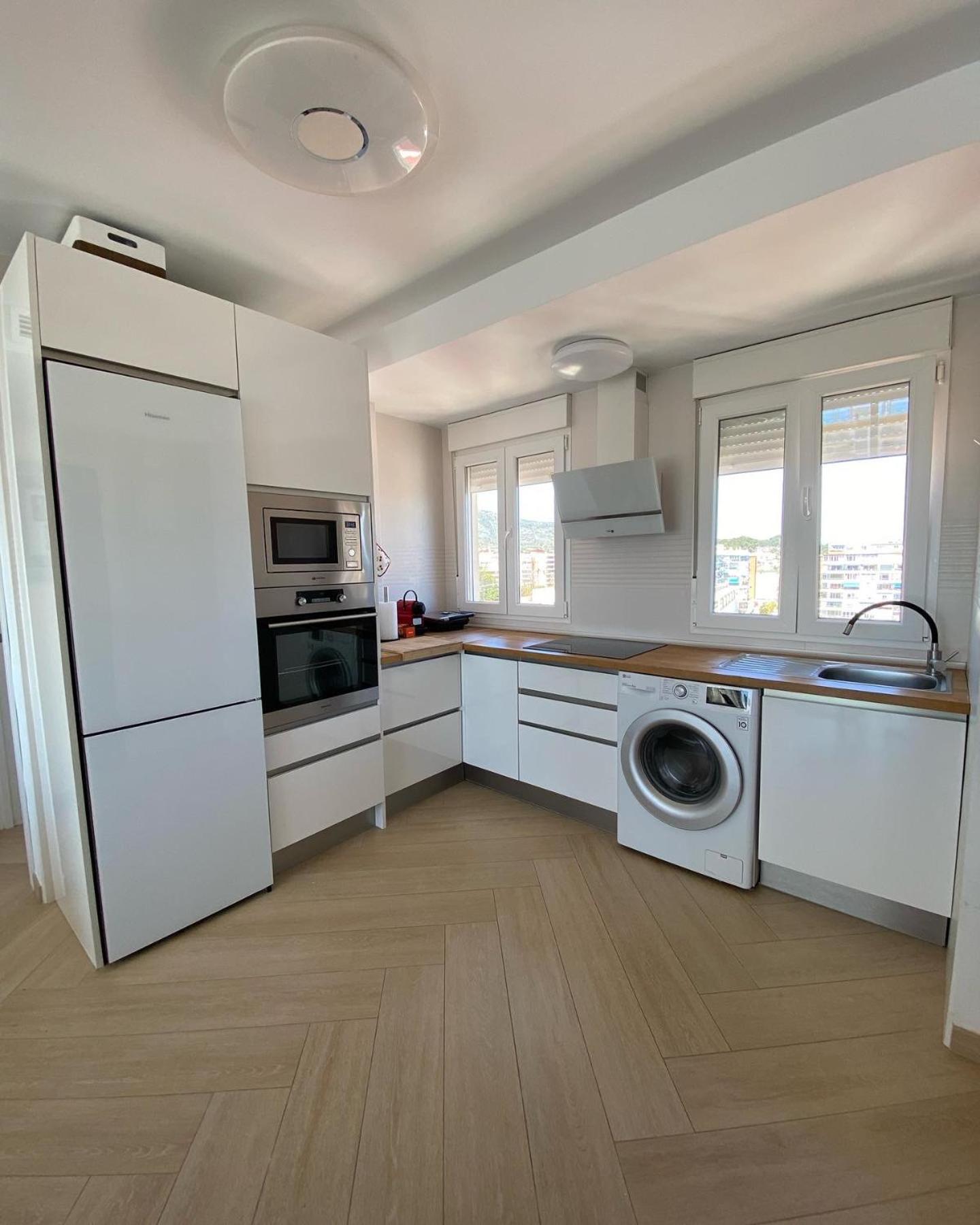 Precioso Apartamento Con Piscina Торемолинос Екстериор снимка